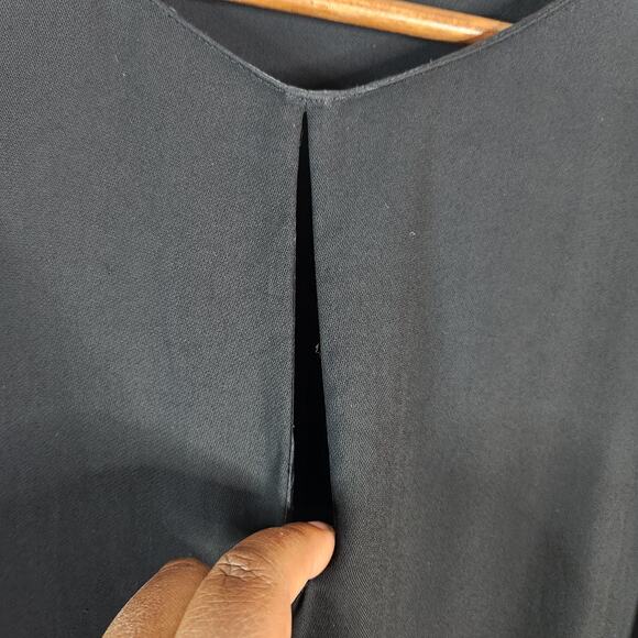 Zara Black Keyhole Long Sleeve Cropped Chain Blouse Size Medium Grunge Edgy - Picture 2 of 7